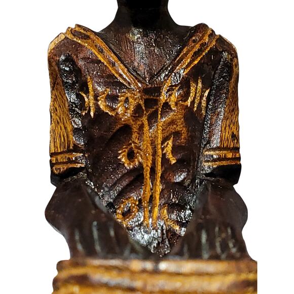 Hand-carved Wooden African Tribal statue of Man Playing a Tall Drum Vintage - Picture 7 of 10